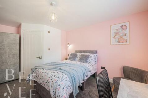 Room 4