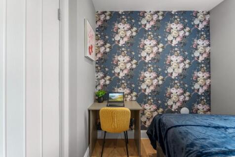 Room 4