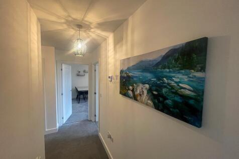 Hall to living room.jpg