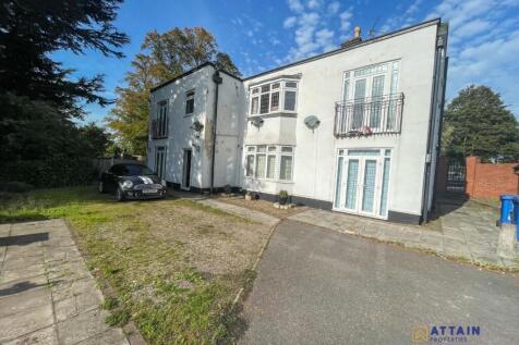 Front of building.jpg