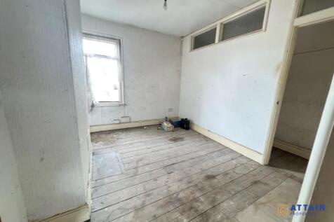 Bedroom 2.jpg