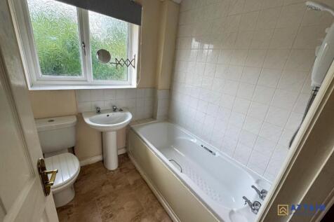 Bathroom.jpg