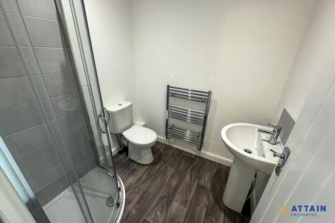 Bathroom 2.jpg