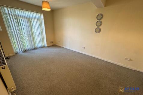 Living Room.jpg