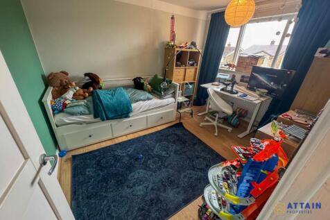Bedroom 2.jpg