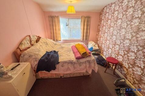 2nd Bedroom.jpg