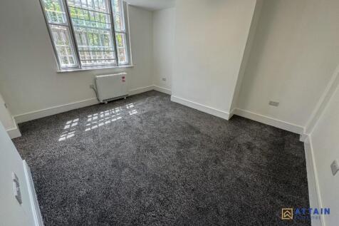 Living Room.jpg