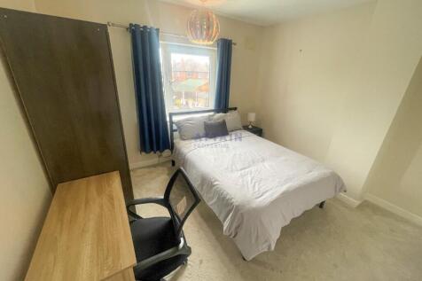 Bedroom 4.jpg