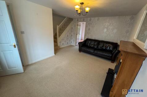 Living Room Alt.jpg