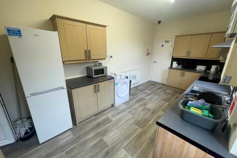 Kitchen Flip 2.jpg