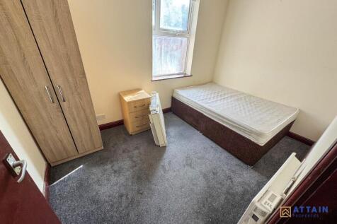 Bedroom Alt.jpg