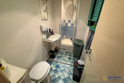 Bathroom.jpg