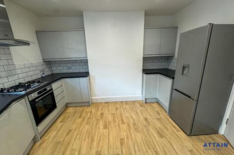 Kitchen Alt.jpg