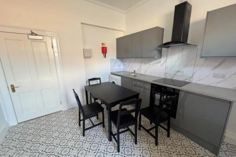 Kitchen for R 11 12 13.jpg