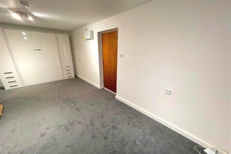 Lounge/bedroom