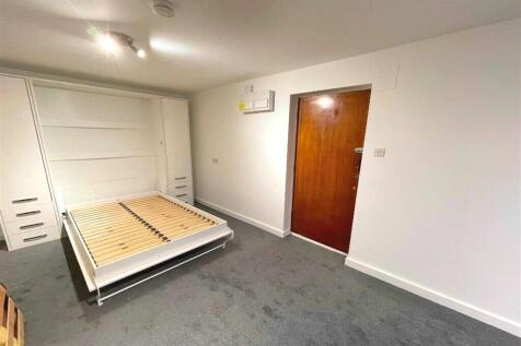 Lounge/bedroom