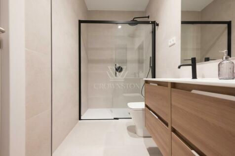 Bathroom Flat B