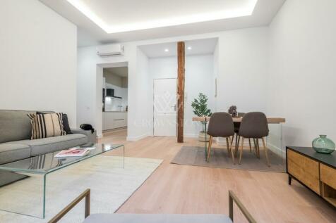 Living/dining Flat B