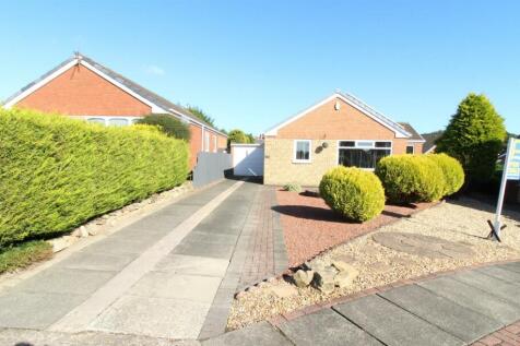 LONG DRIVEWAY