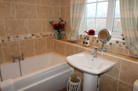 BATHROOM/W.C.