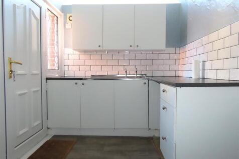 BREAKFASTING KITCHEN
