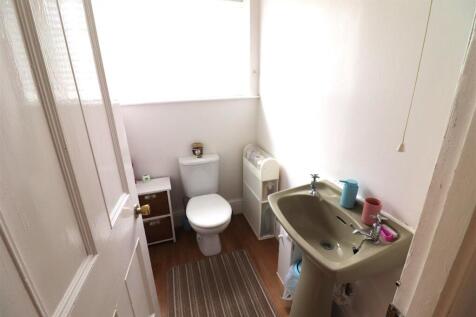 SEPARATE WC