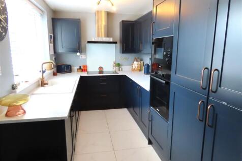 REFITTED KITCHEN