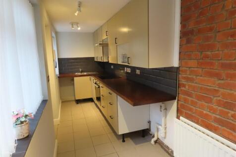 GALLEY STYLE KITCHEN