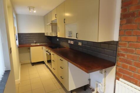 GALLEY STYLE KITCHEN