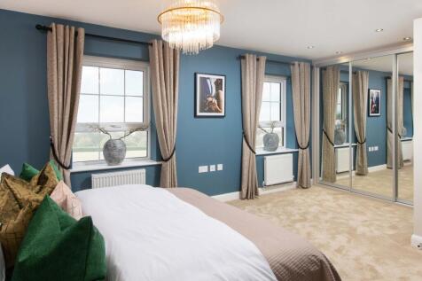 Three bedroom Plato - wardrobes in the spacious main bedroom