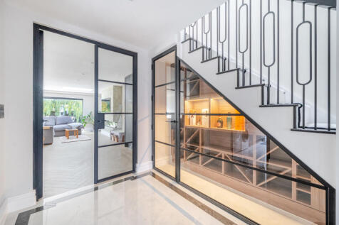 1371712-22-68f8a6...