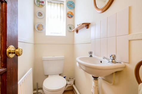 1372641-4-6904841...