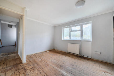 1370940-6-6904c01...