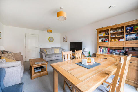 1374629-11-690a27...