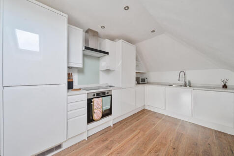 1373416-1-6909cec...