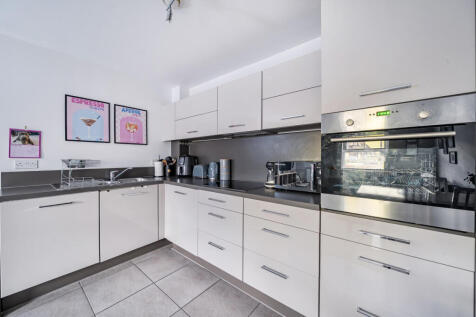 1376089-7-6912295...