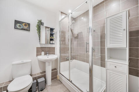 1376089-11-691229...