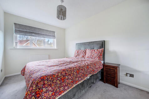 1375606-16-691218...