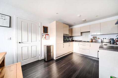 1387888-12-69394f...