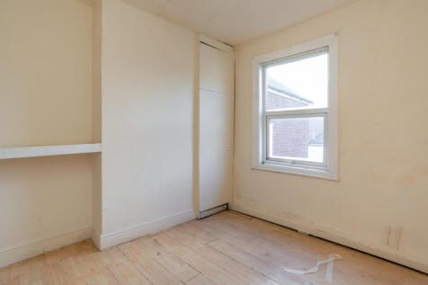 Bedroom 3b