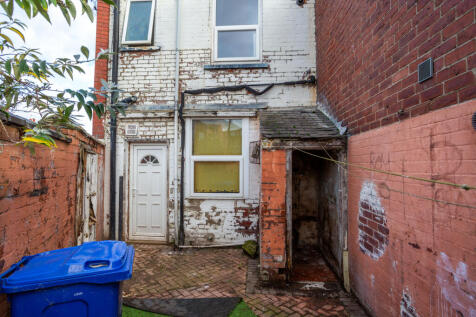 Courtyard b