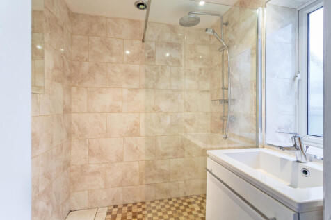 Guest Ensuite