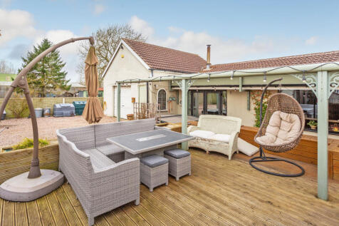 Decking b