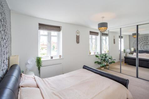 bedroom 3b