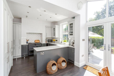 kitchen diner b