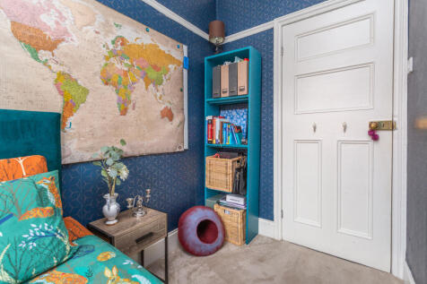 bedroom 3b