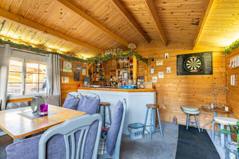 outsidebar