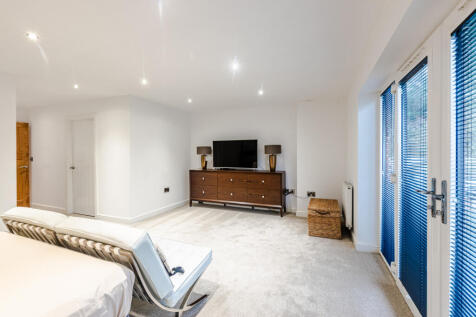 bedroom1c
