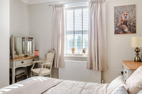 bedroom1b