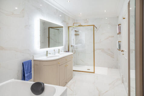 Ensuite 2